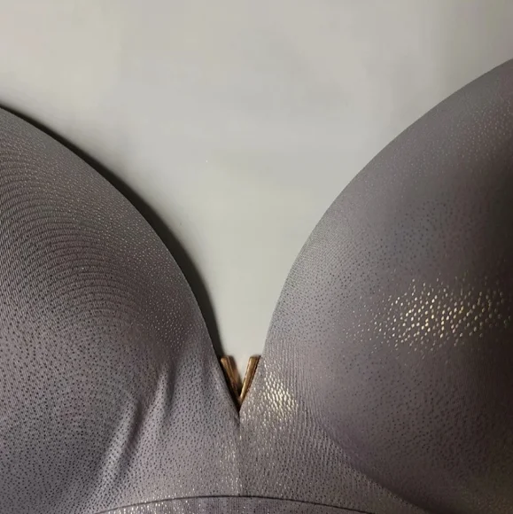 NWT 36C Victoria's Secret bra - Picture 3 of 7